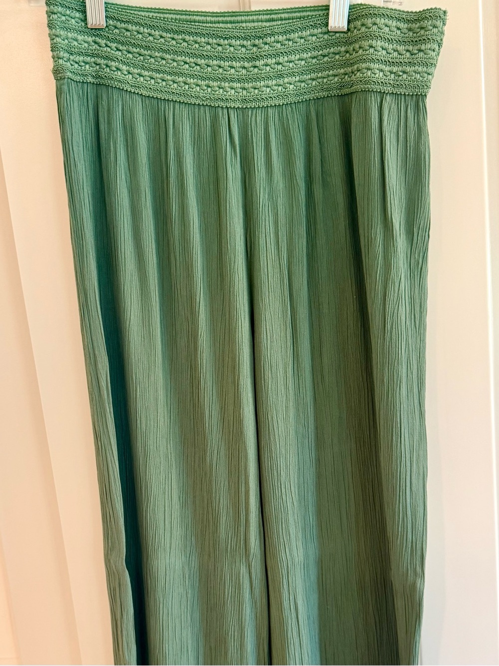 Lightweight Green Wide-Leg Pants - M